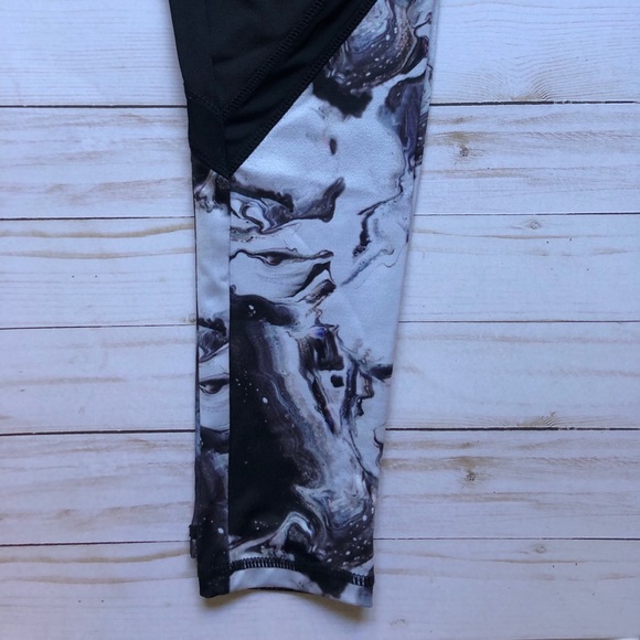 NWOT Marble and Black Leggings - Picture 2 of 5